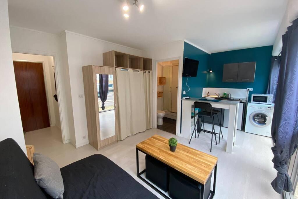 Studio & Parking Prive Centre Orleans Tram Au Pied Apartment Exterior foto